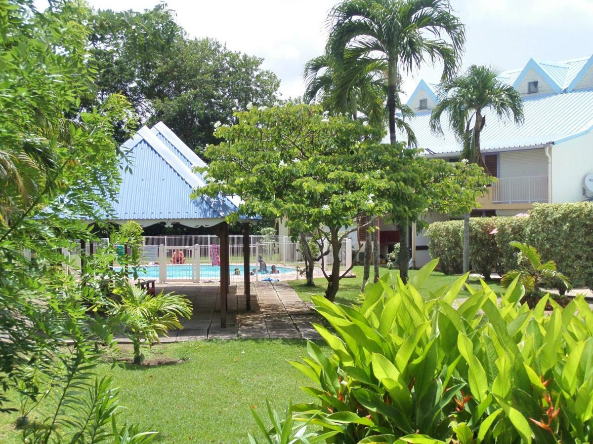Caraibes Holidays Sainte-Anne Bagian luar foto
